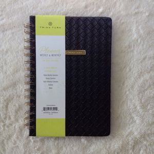 New Trina Turk 5x8 2020 Black, leather planner